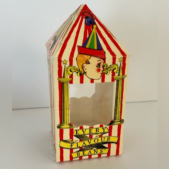 Collectible Wizarding World of Harry Potter Boxes/Helga Hufflepuff Wizard Cards - Picture 9 of 16